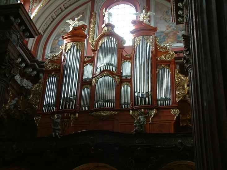Instrumenty muzyczne1 - organy.jpg
