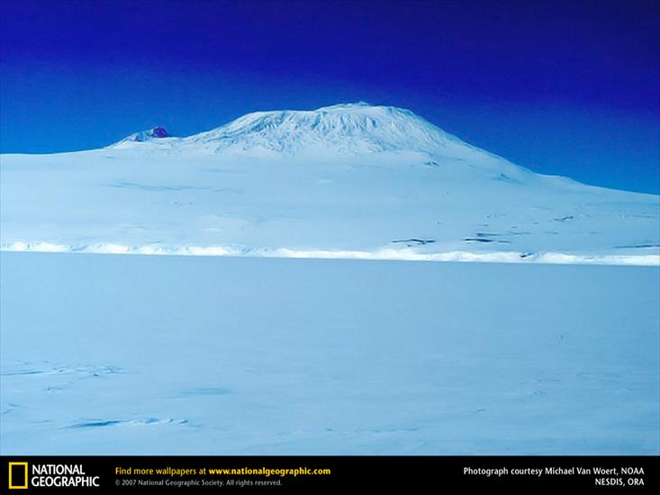 NG09 - Mount Melbourne, Antarctica.jpg