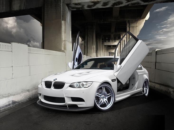 BMW - BMW.jpg