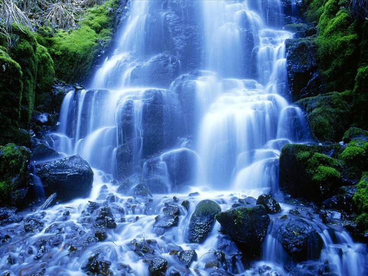 przyroda - Waterfalls 3.jpg