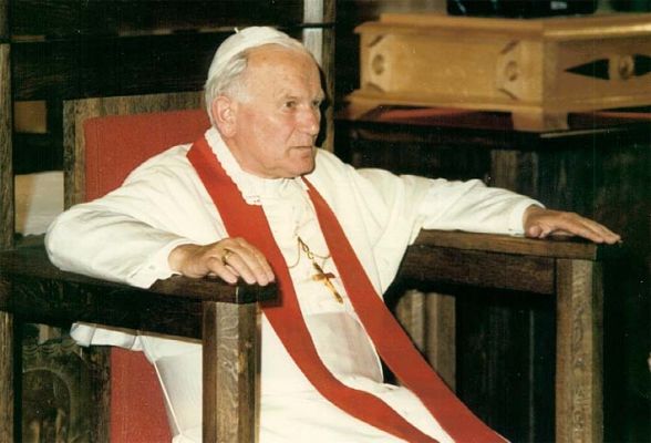 Jan Paweł II - normal_PapieBF117E0.jpg