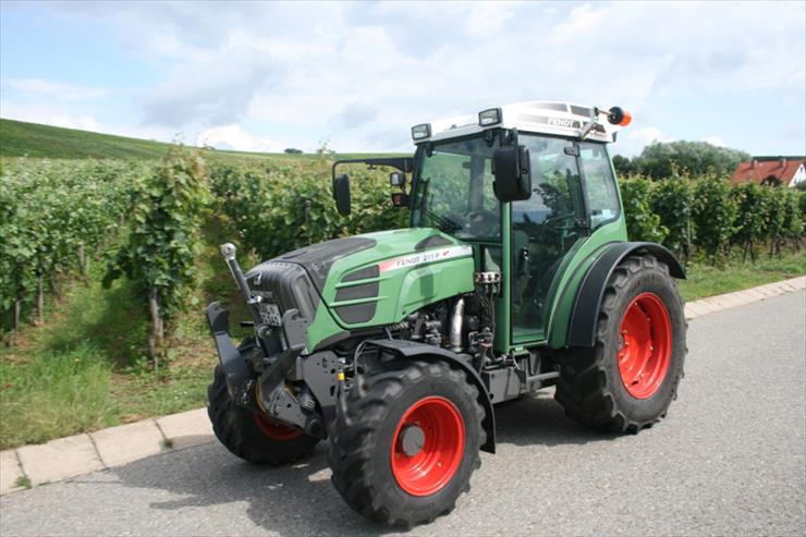 FENDT - Fendt 211 P Vario.jpg