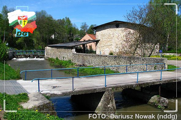 MŁYNY WODNE - 20080507_10_pldg_okradzionow_mlyn_freya.jpg