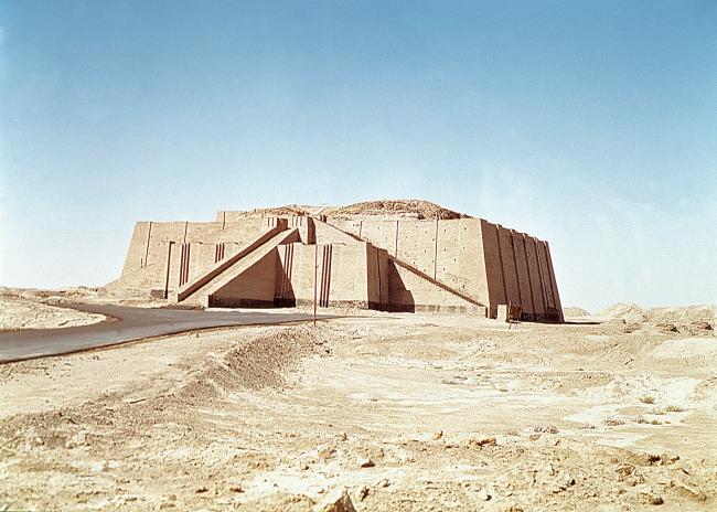 mezopotamia obrazki - Ziggurat z Ur_Ur-Nammu i Szulgi_ok.2100 p.n.e.jpg