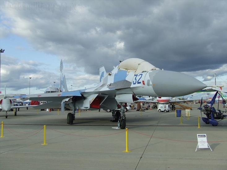 Su-27  radziecko - rosyjski samolot myśliwski przechwytujący oraz wywalczania przewagi w powietrzu - Su-27 32.JPG