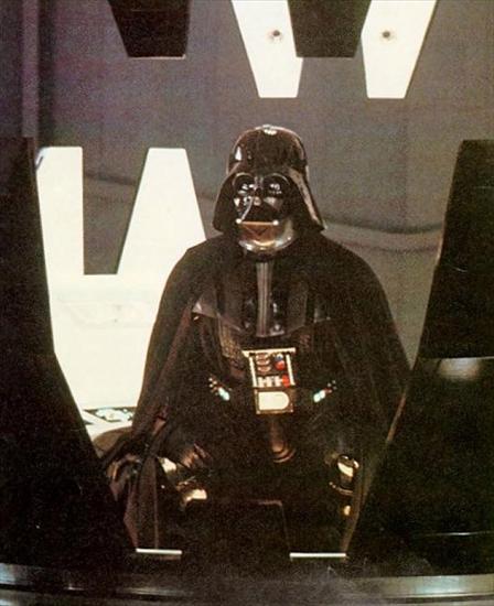 Świat Gwiezdnych Wojen - Vader.jpg