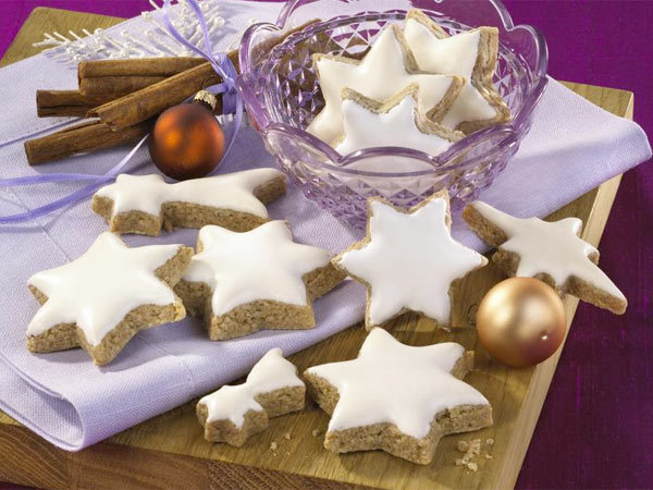 German Christmas Cookies - zimtsterne.jpg