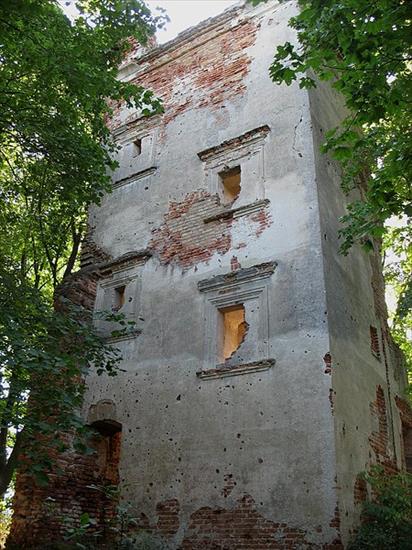 Brok - ruiny pałacu biskupów płockich1.jpg