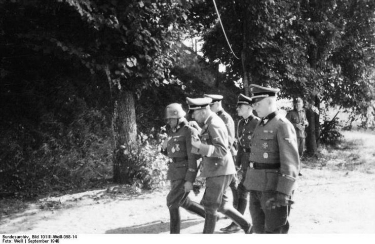 Bundesarchiv - Photos from the German Federal Archive - y_d2870450_1.jpg
